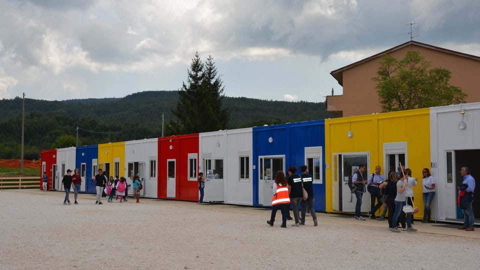 plirs containers sin ina plazza
