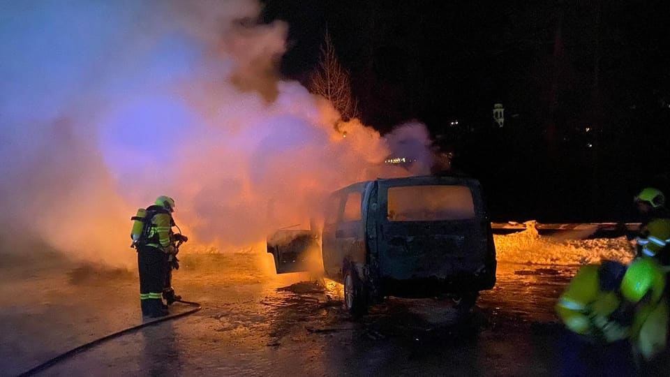 Fahrzeugbrand in Pontresina.