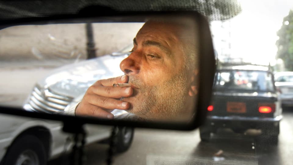 In um fima en in auto.