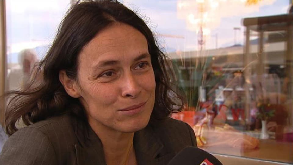 Purtret da Claudia Cadruvi.