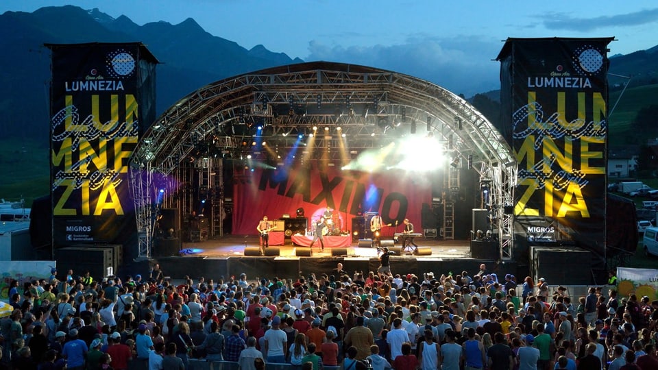 Il palc dal Open Air Lumnezia in grond palc cun in concert