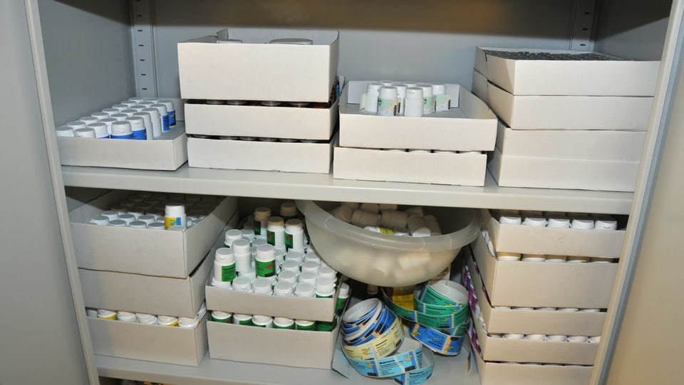 Preparats da doping en buttiglinas en ina stgaffa.