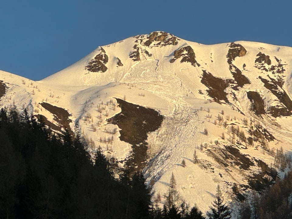 Camuns, Berg, Schnee, "La planca su Camuns"