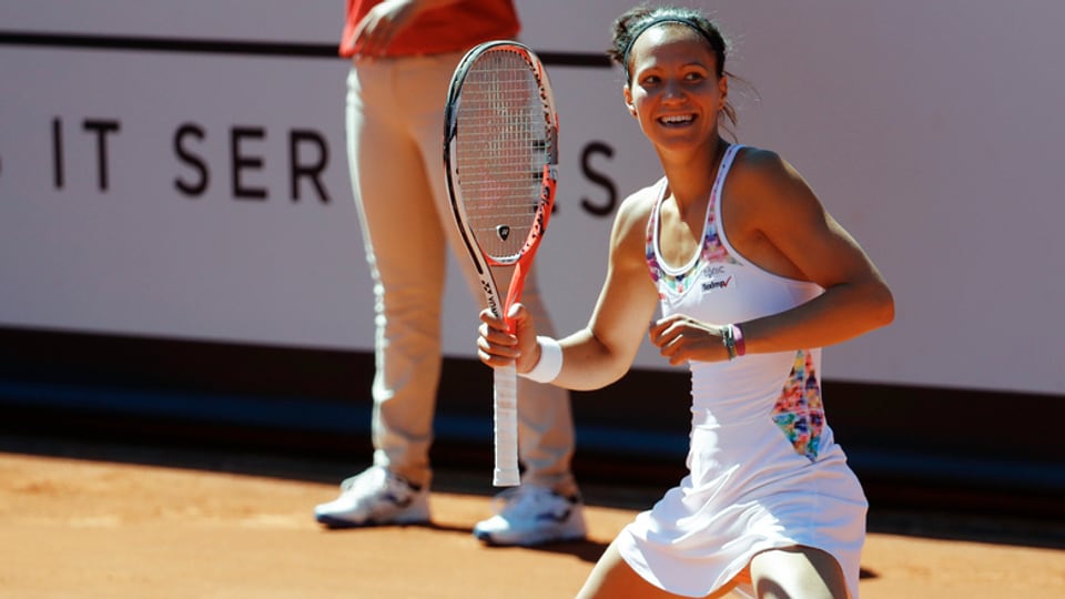 Victorija Golubic sin la palzza da tennis a Gstaad.