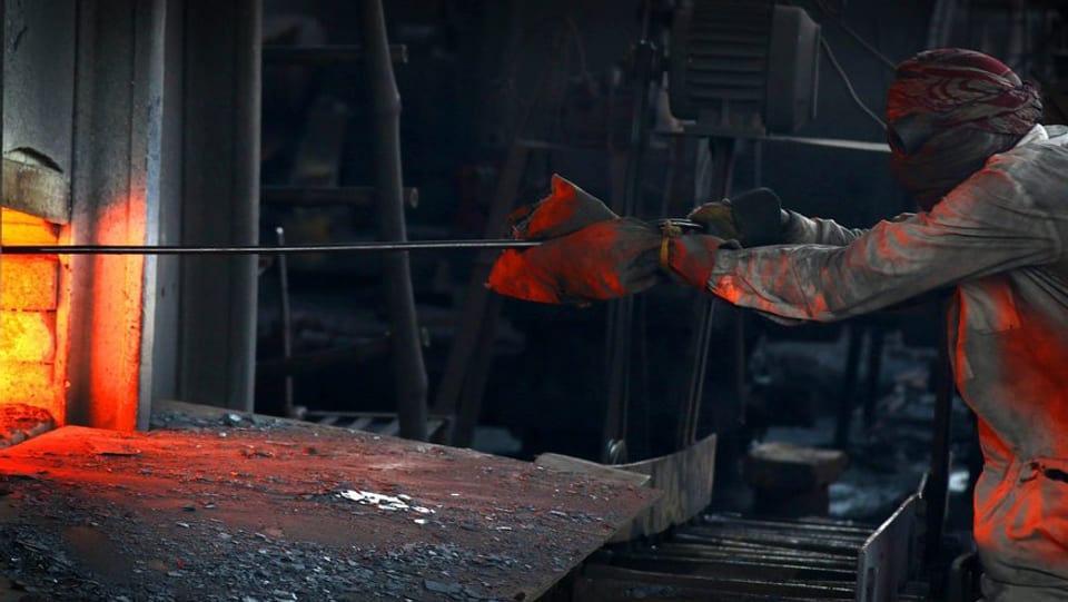 In lavurer d'industria.