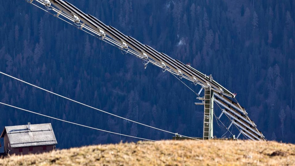 Il runal solar a Tenna.