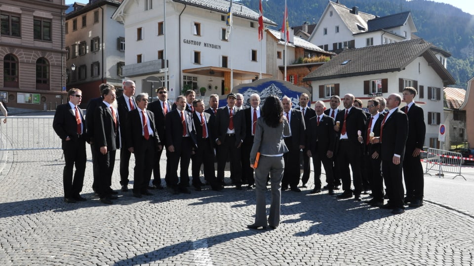 Impressiuns da la festa da chant a Glion.