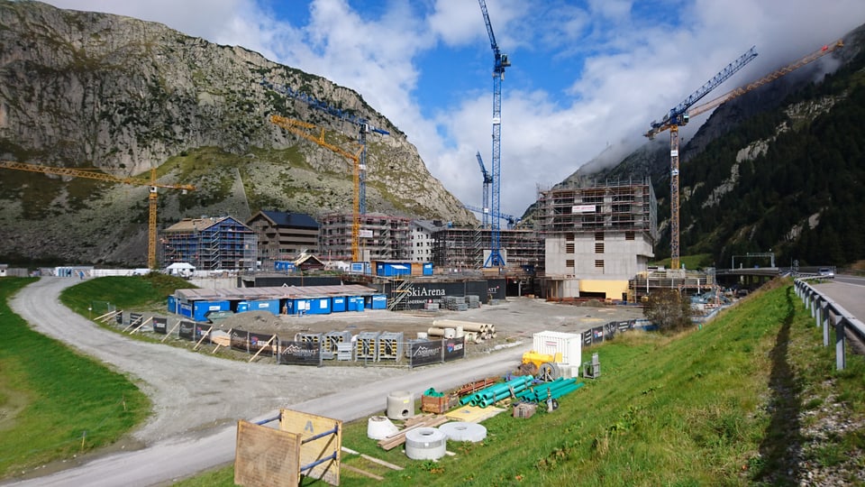 Il plazzal actual da la Andermatt Swiss Alps.
