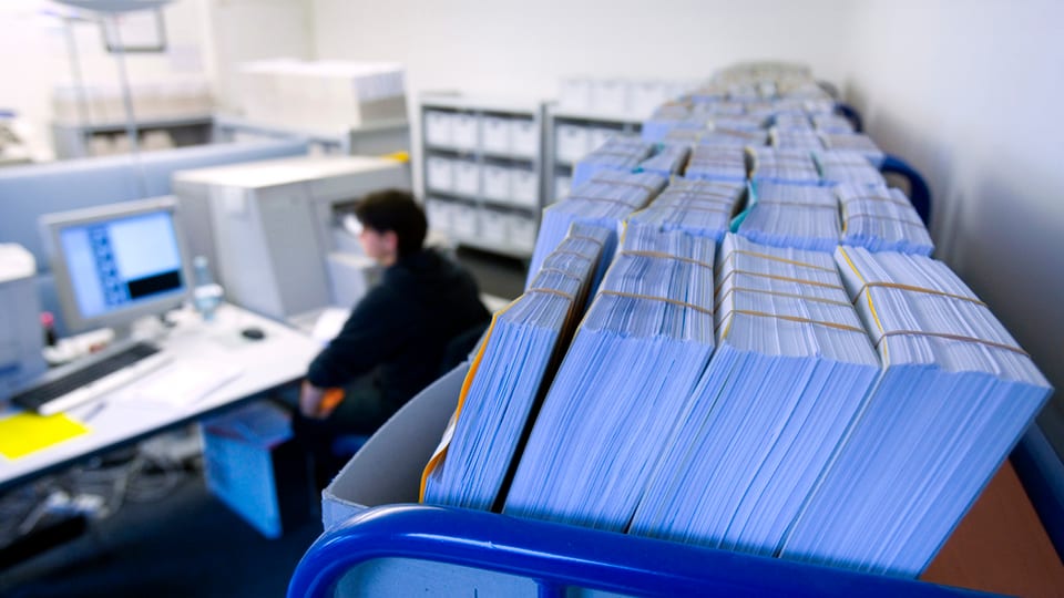 Documents spetgan da vegnir copiads cun in scanner.