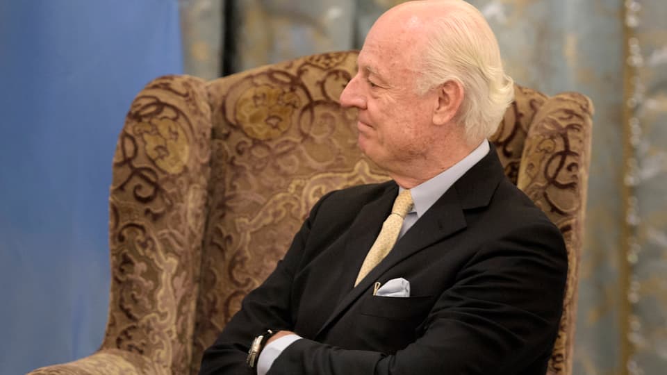 Tenor Staffan de Mistura possia l'inscunter purtar glisch a la fin dal tunnel.