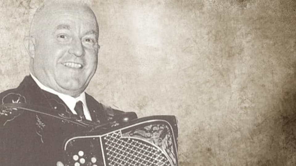 Karl Grossmann, musicant da Cuira In um al accordeon