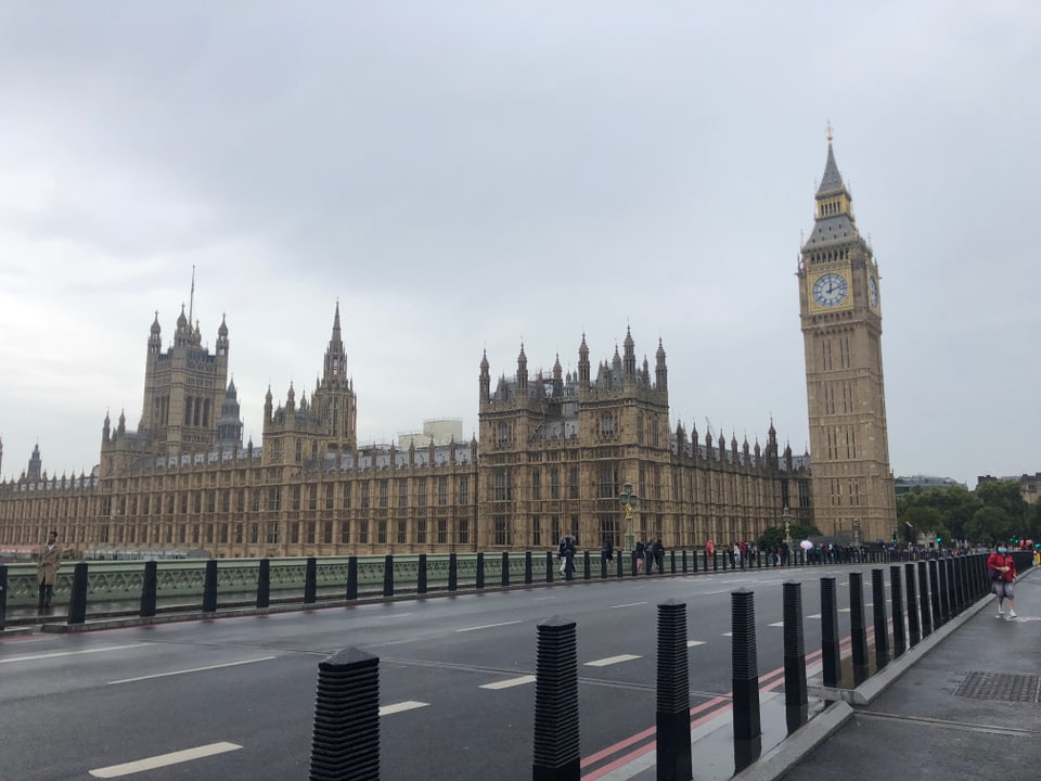 via vida a Londra cun «Big Ben»