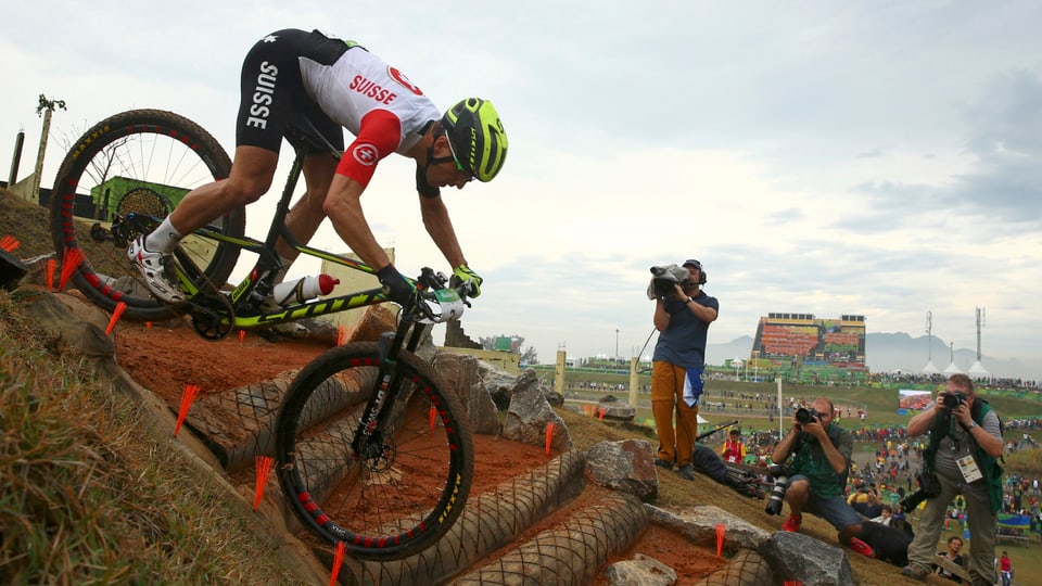 Purtret da Nino Schurter. 