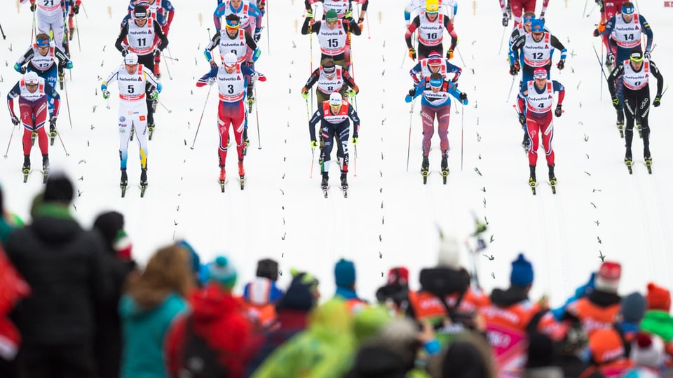 Las cursas da la Tour de Ski a Lantsch han survegni gronds lauds. Quai dals fans ma era dals passlungists. 