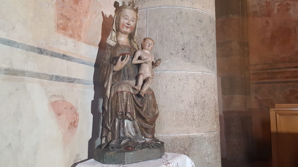 La statua da la Sontga Maria deponida en la claustra Sonch Johann a Müstair