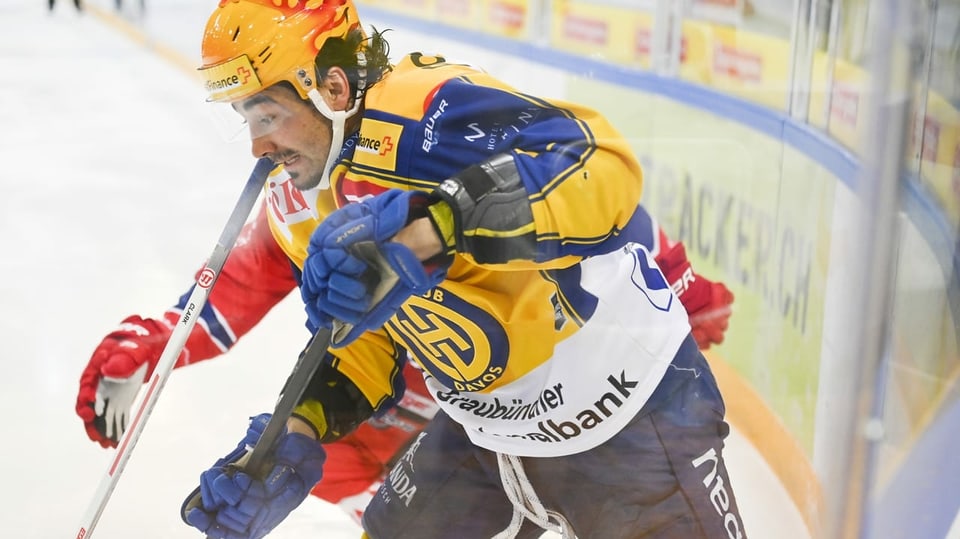 Giugaders da hockey en acziun