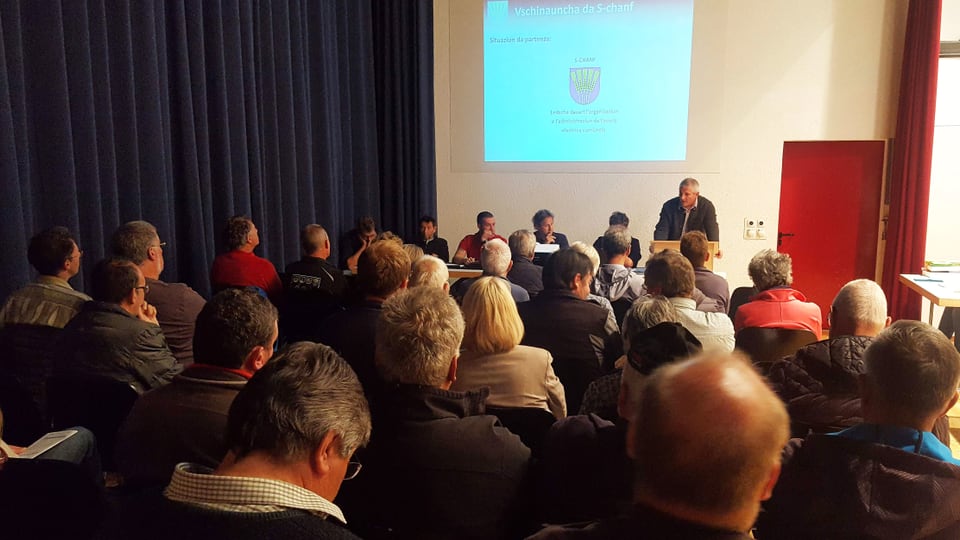 La radunaza communala a S-chanf ils 24 october 2018