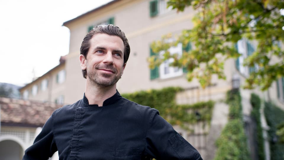 Andreas Caminada avant ses restaurant a Farschno