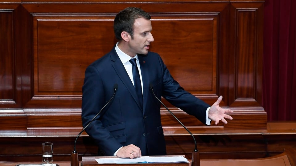 Purtret da Macron. 