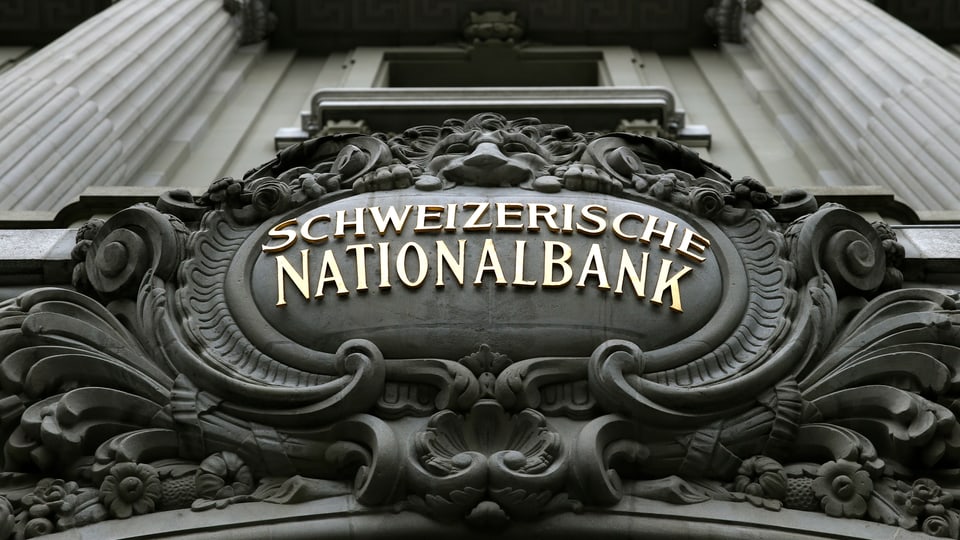Suenter la perdita da record, vai puspè ensi in zichel cun las finanzas da la Banca naziunala svizra.