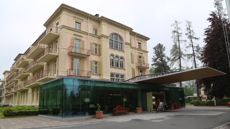 In bajetg d'in hotel. 