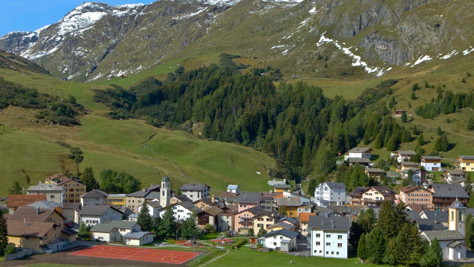 La nova plazza da sport è pronta.