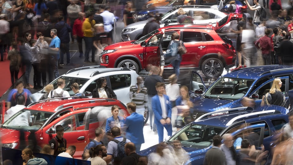 CO2-Gesetz: Neuwagen sollen im Gleichschritt mit der EU ihre Emissionen in der Schweiz reduzieren