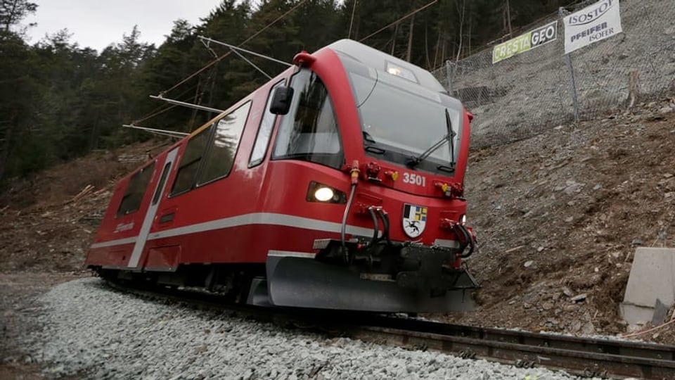 Il tren da Cuira ad Arosa.