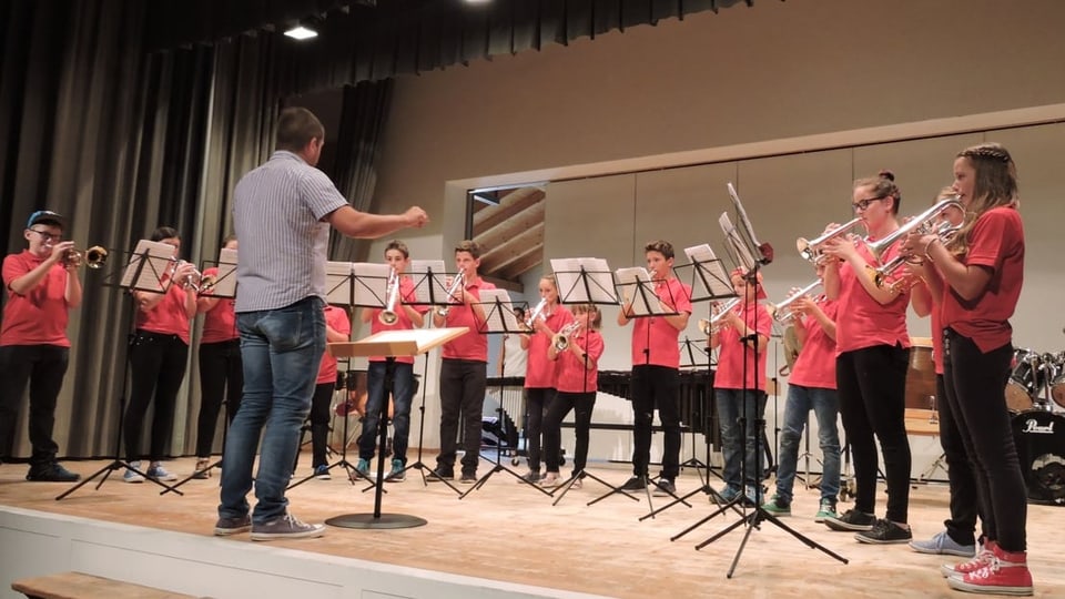 Suenter pausa da corona sto l'Uniun chantunala da musica dar gas