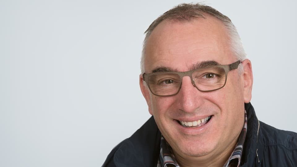 Martin Gabriel resta president da l'ANR e daventa nov secretari general da la Lia Rumantscha. 