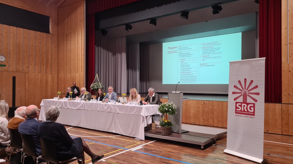 Der Vorstand der SRG. in Vella vor Beginn der Generalversammlung. 