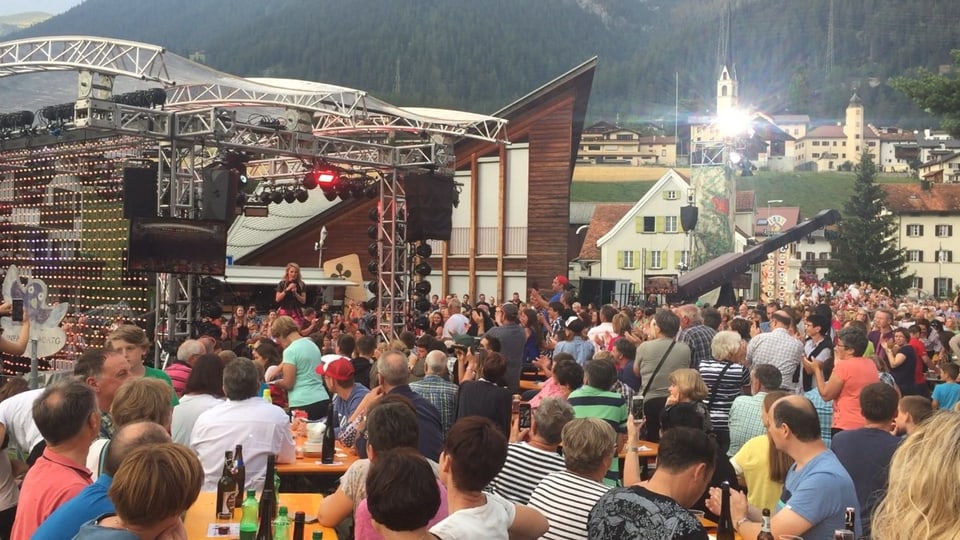 Da la partida è stada era la chantadura austriaca Melissa Naschenweng.