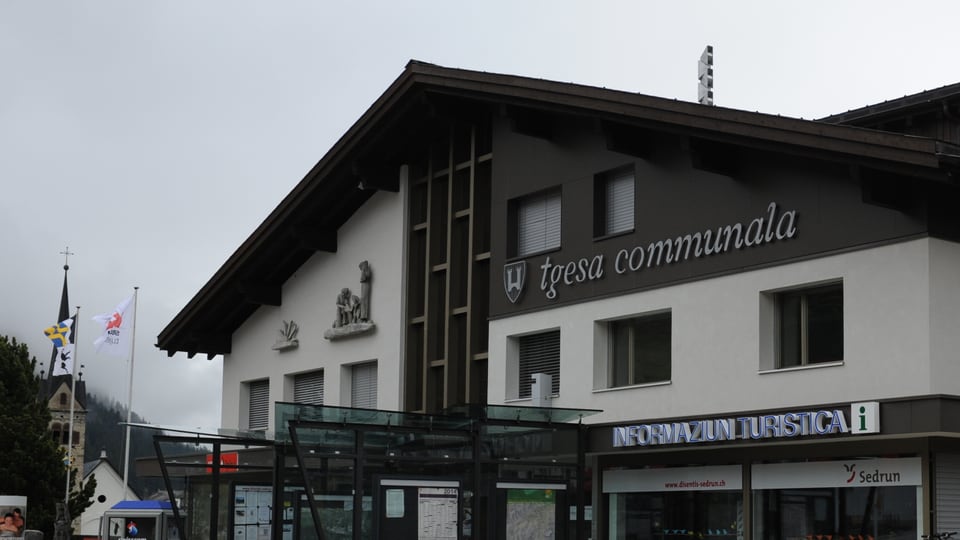 chasa communala da Tujetsch