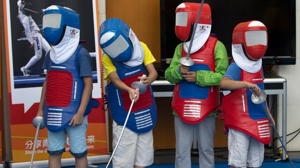 4 uffants en dress da scrimar