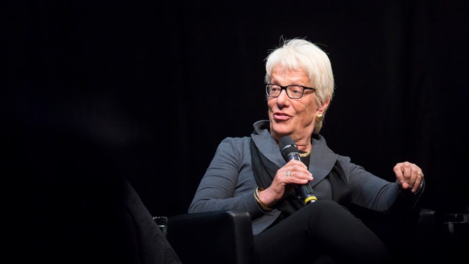 purtret da Carla del Ponte