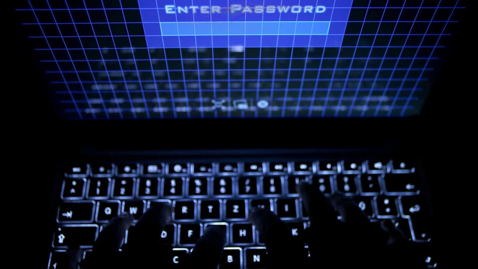 Attatga da cyber al al computer.