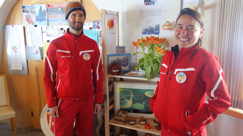 Gregor Vellacher ed Edda Hergarten da la scola da skis Beiva.