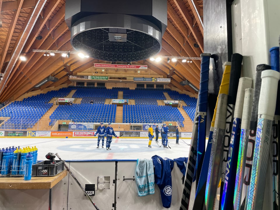 Hockey training im Eisstadion Davos