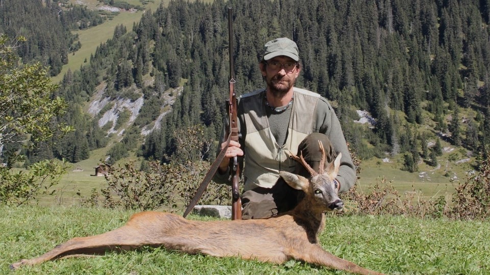 Martin Attenhofer ha sajettà in buc-chavriel ils 24.09.2016 sin Bargis.