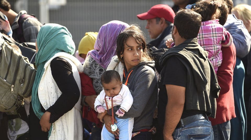 Di per di vegnan adina dapli fugitivs en l’Europa. 