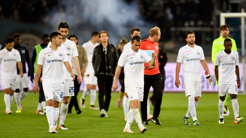 Giugaders dal FC Turitg suenter il gieu. 