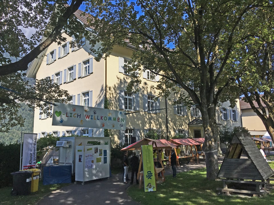 In cordial bainvegni als hosps, la chasa da terapia per uffants e giuvenils Fürstenwald ha avert sias portas. 