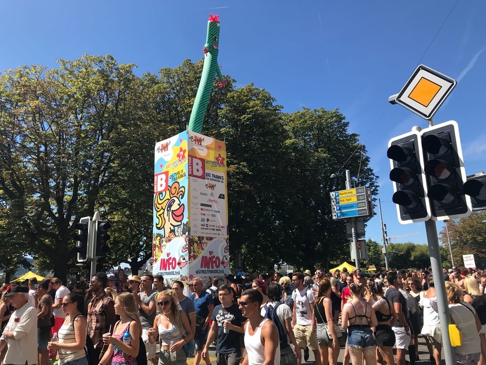 aspectaturas ed aspectaturs a la street parade