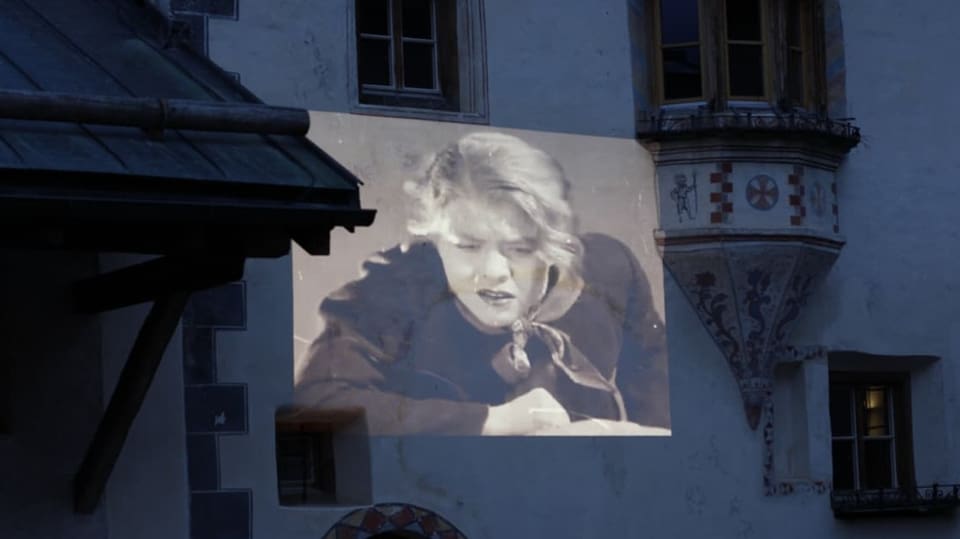 Eine Filmsequenz zu Beginn des Freilichsspiels