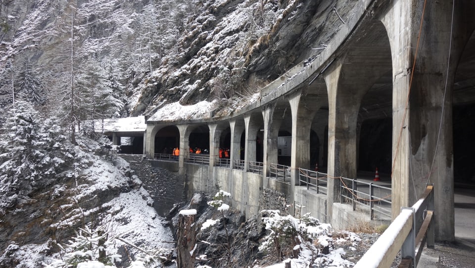 En questa galeria gist dasperas il ciosc da la Viamala, è la sortida dal portal nord dal tunnel da segirtad.