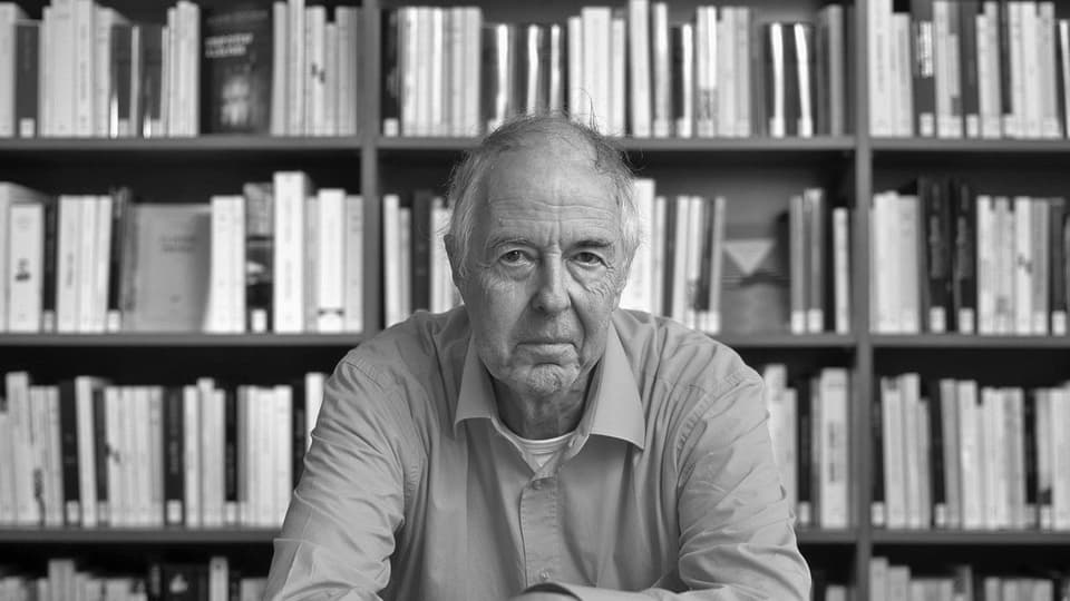 L’autur Jürg Laederach.