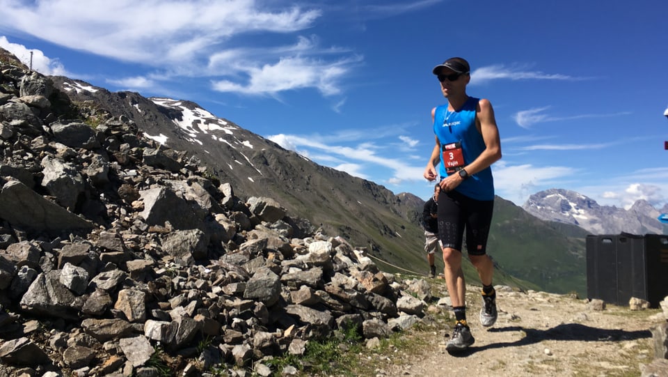 Kesch: armstrong en panorama da kesch