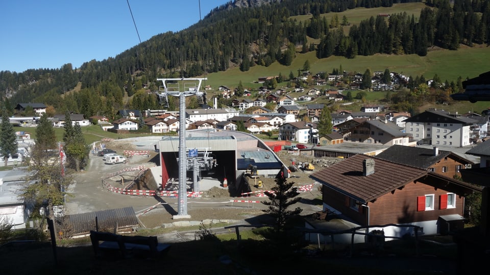 La nova staziun a val da Curvalda.