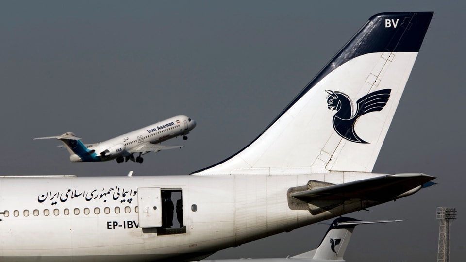 aviun e logo da la aseman airline
