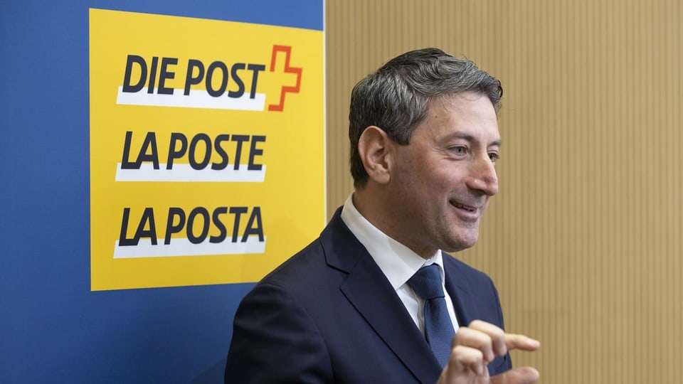 Suenter 100 dis en uffizi – il nov CEO da La Posta tira bilantscha